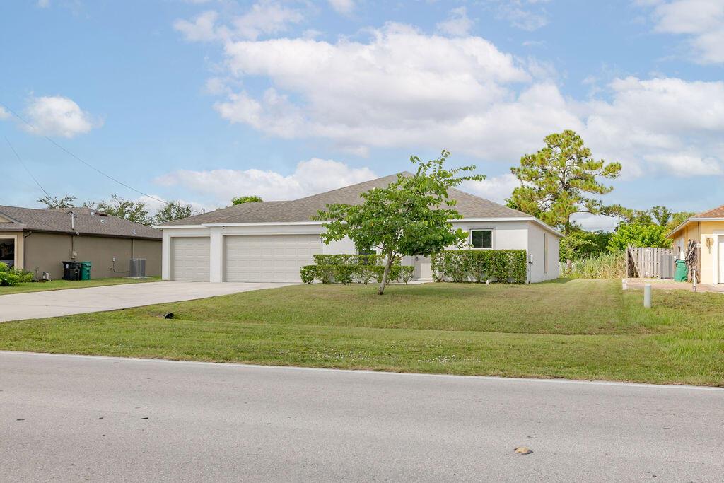PORT ST LUCIE SECTION 25 - Residential Lease