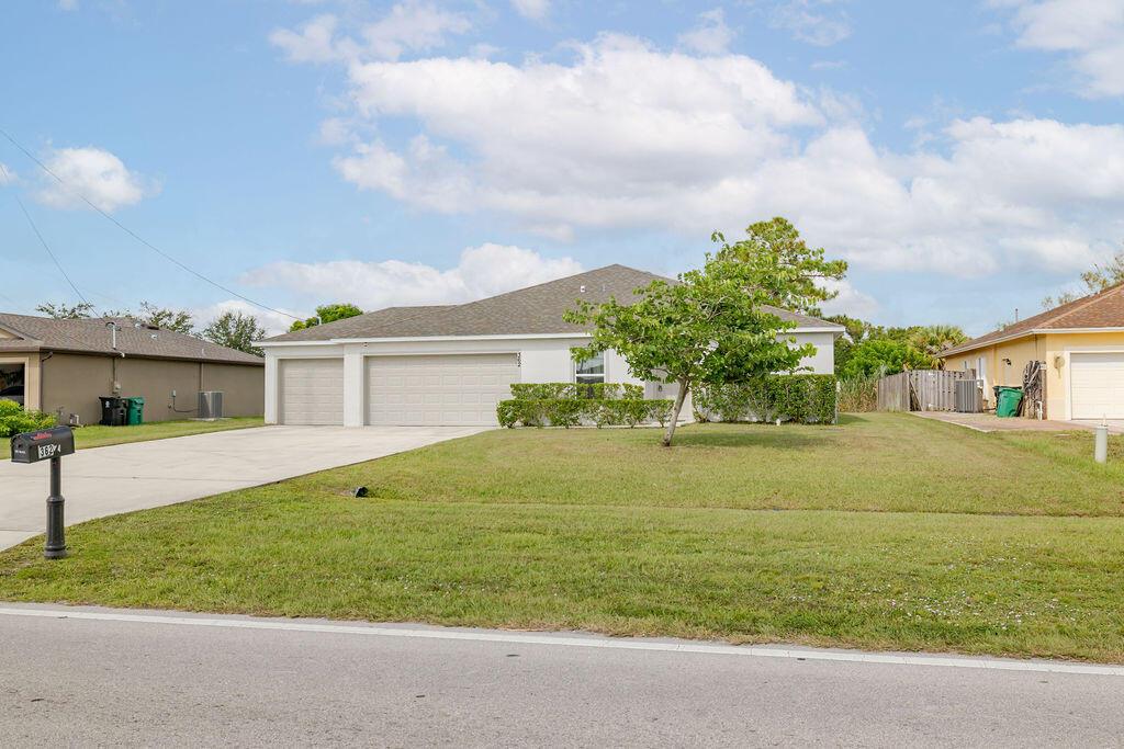 PORT ST LUCIE SECTION 25 - Residential Lease