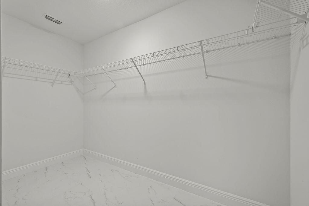 PORT ST LUCIE SECTION 25 - Residential Lease