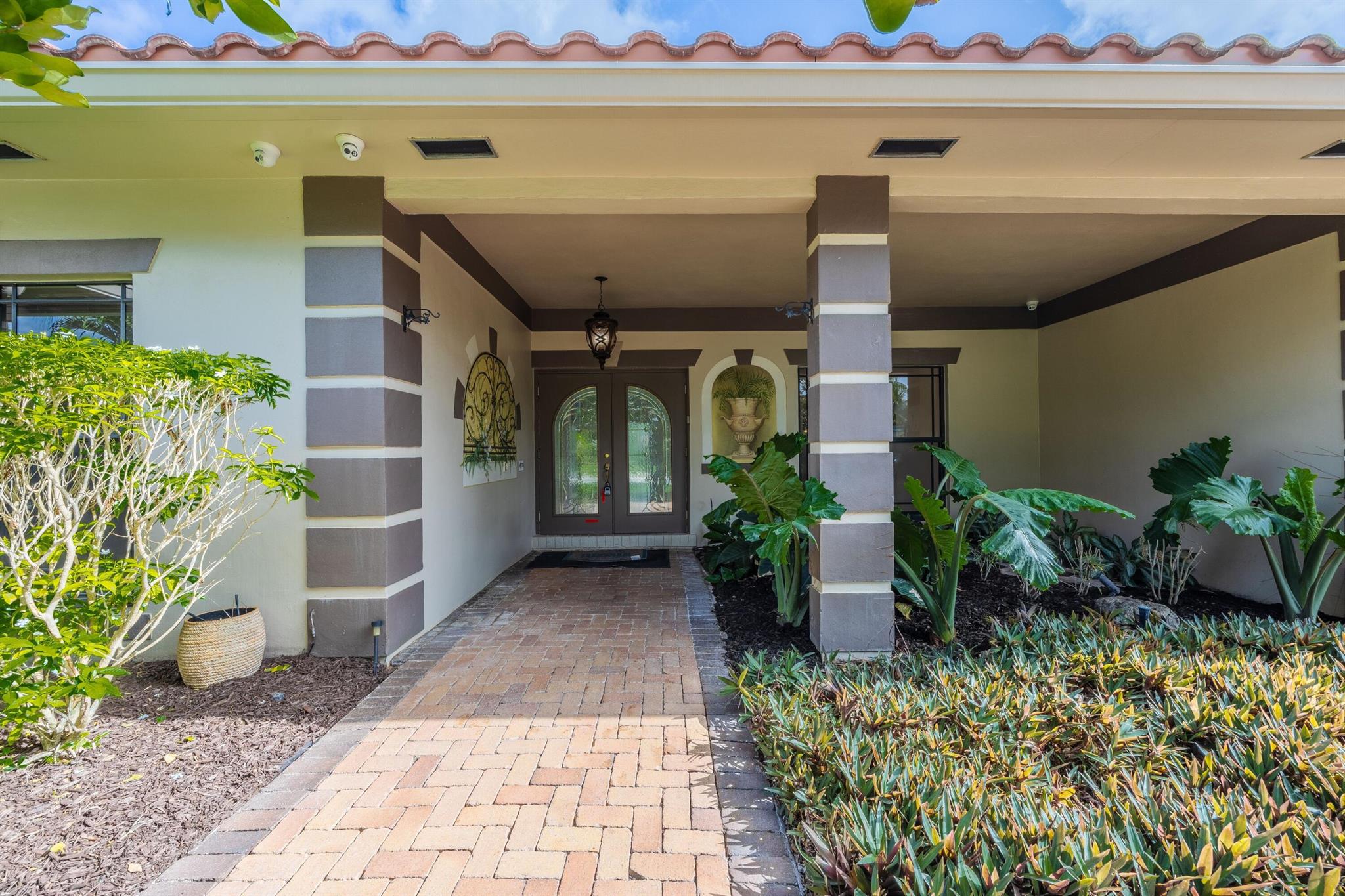 16541 Royal Poinciana Drive