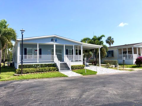 1215 Poinsettia Drive Deerfield Beach FL 33442