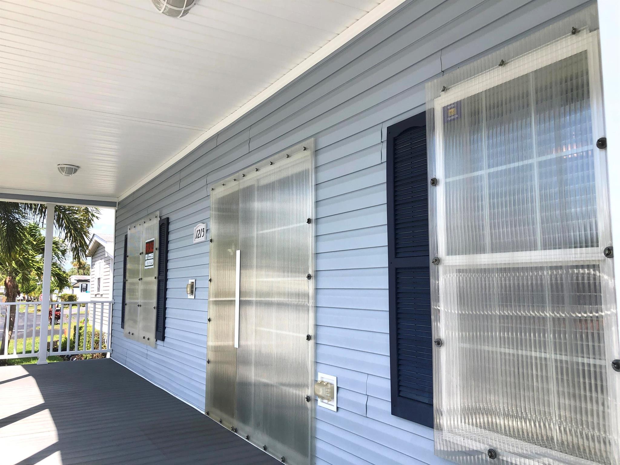 1215 Poinsettia Drive