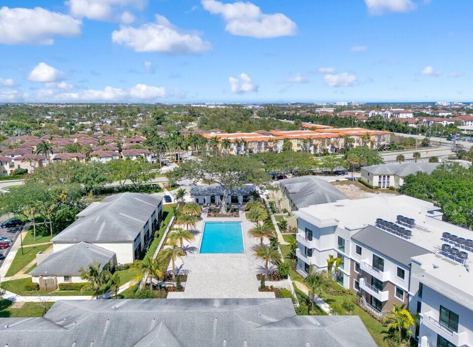 BOCA VILLA APTS - Residential Lease