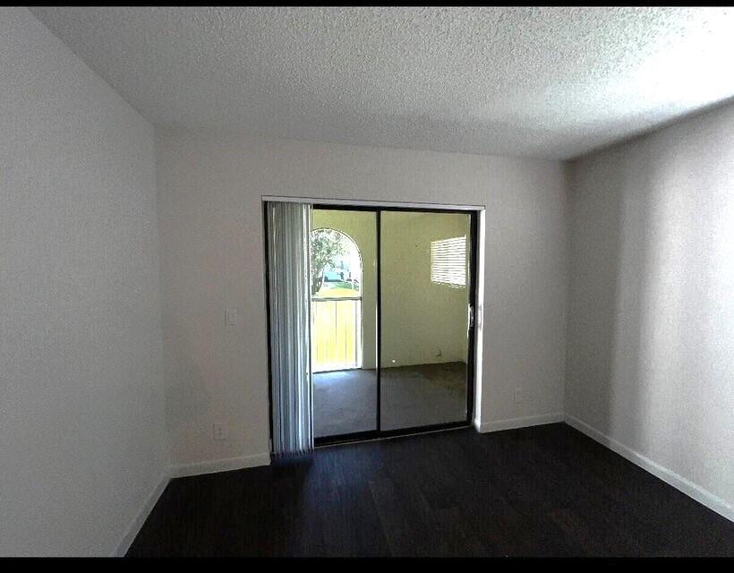 BOCA VILLA APTS - Residential Lease
