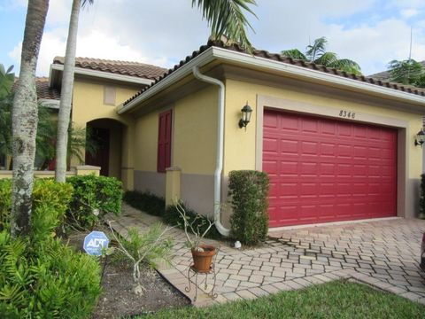 Single Family Residence in Coral Springs FL 8346 118 Way Way.jpg