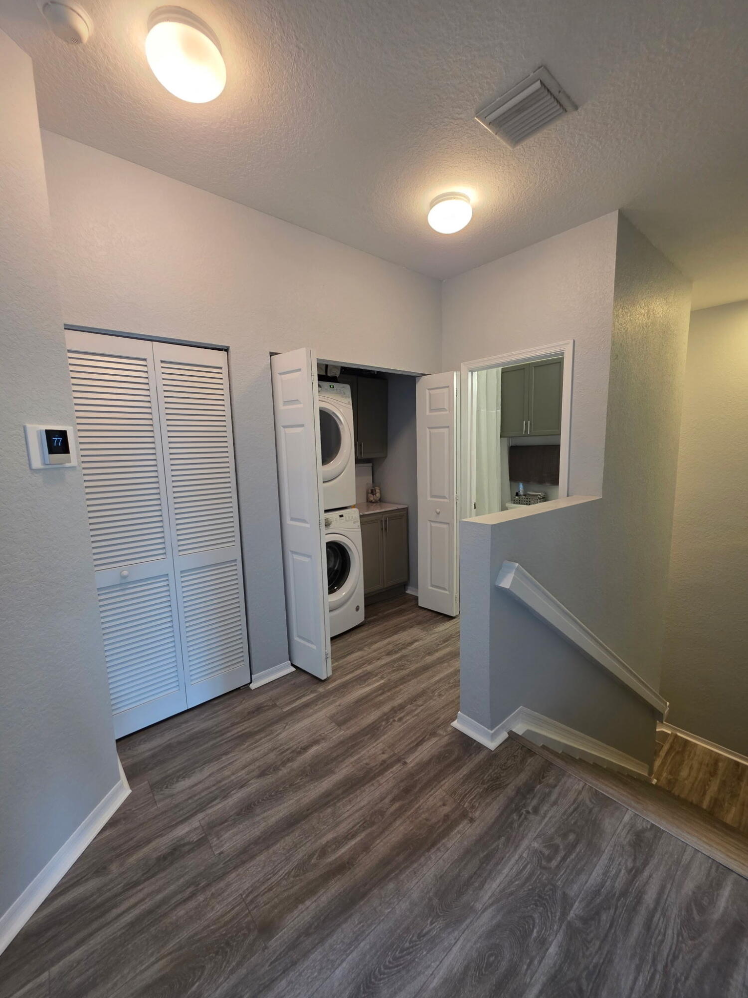 LEXINGTON LAKES - Residential