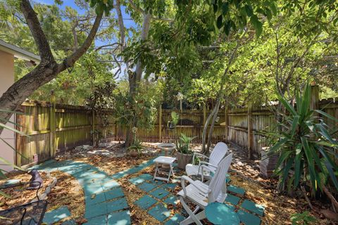 Tiny photo for 512 SW 15th Street, Fort Lauderdale, FL 33315 (MLS # B26027357)