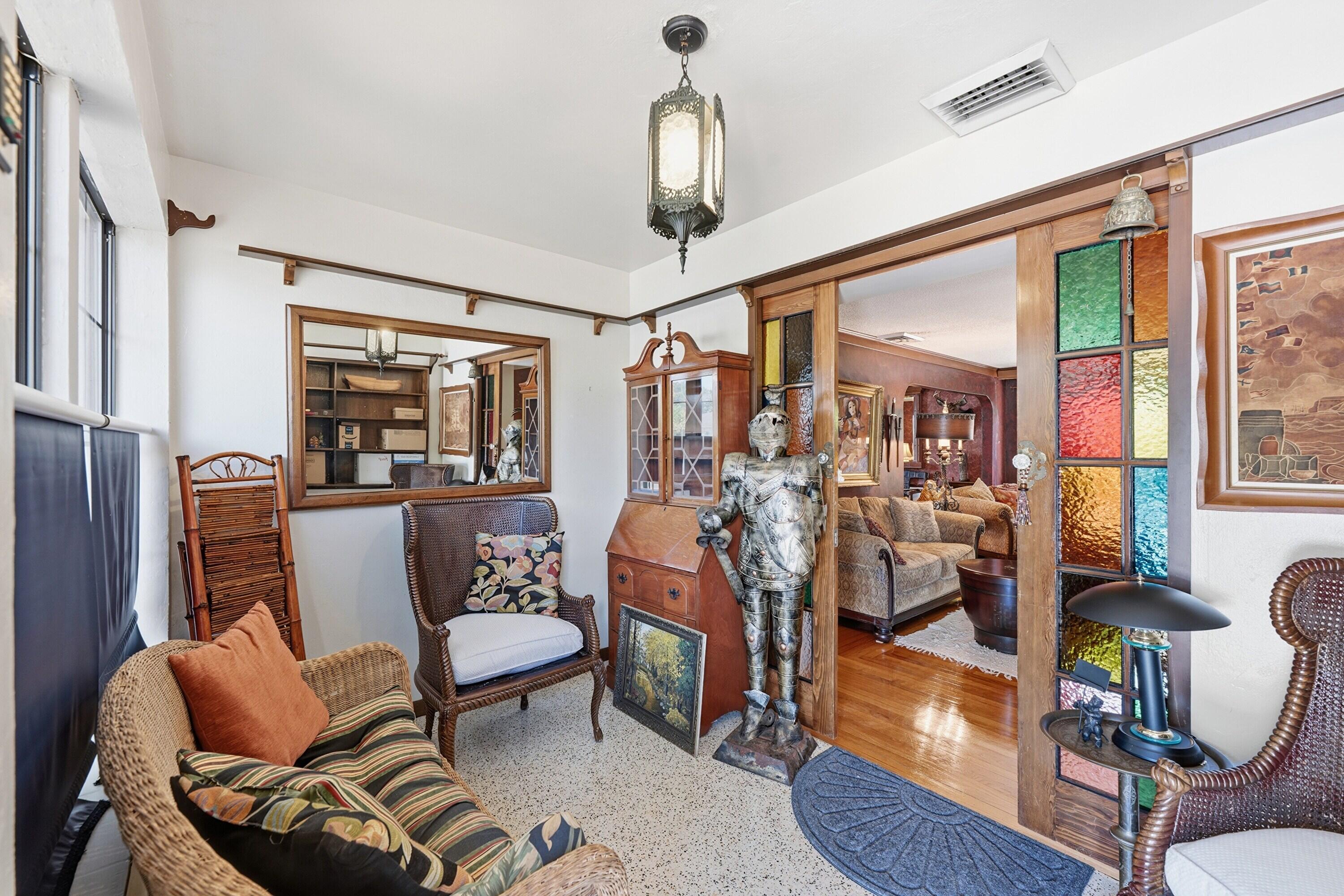 512 SW 15th Street