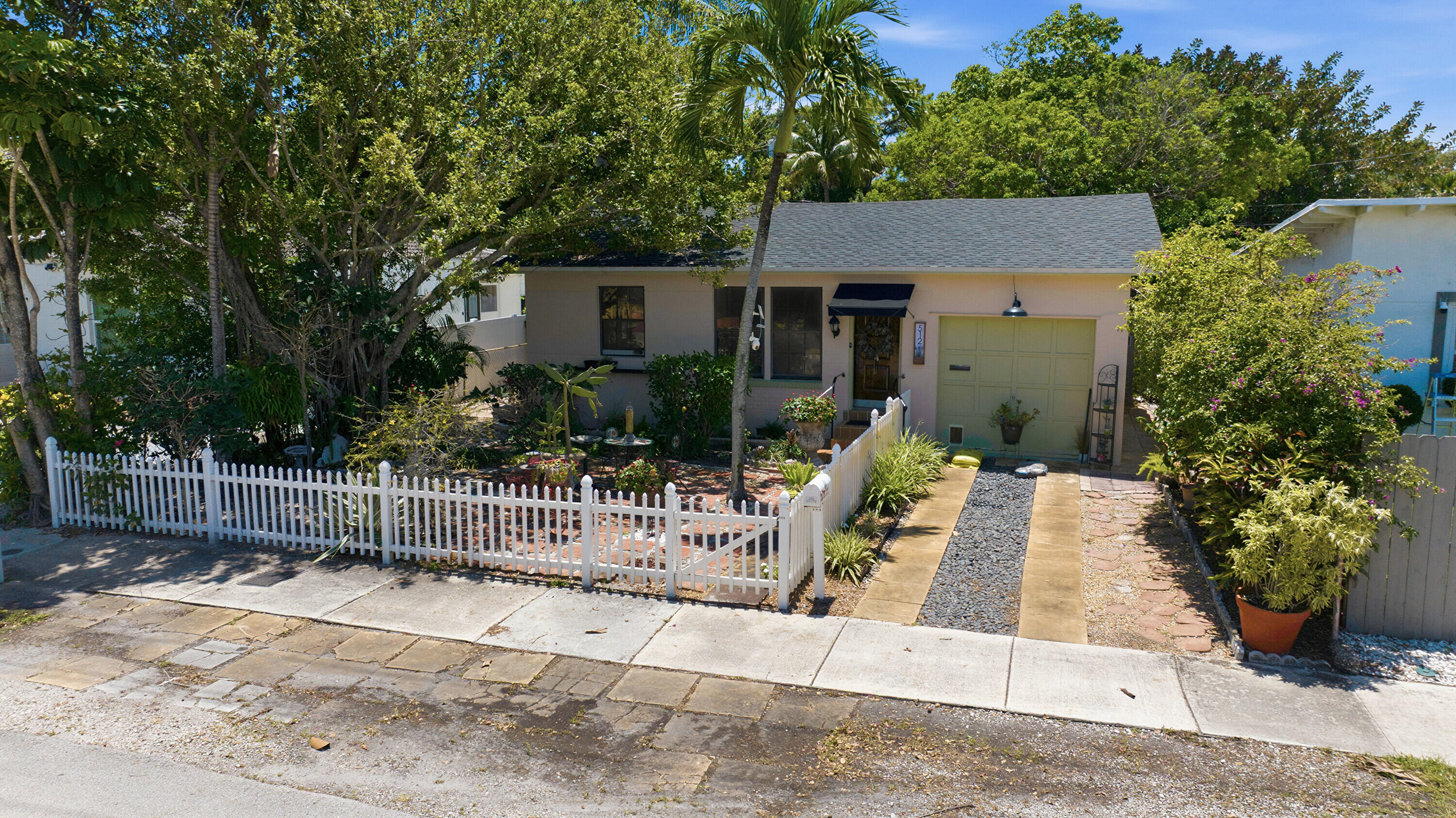 512 SW 15th Street