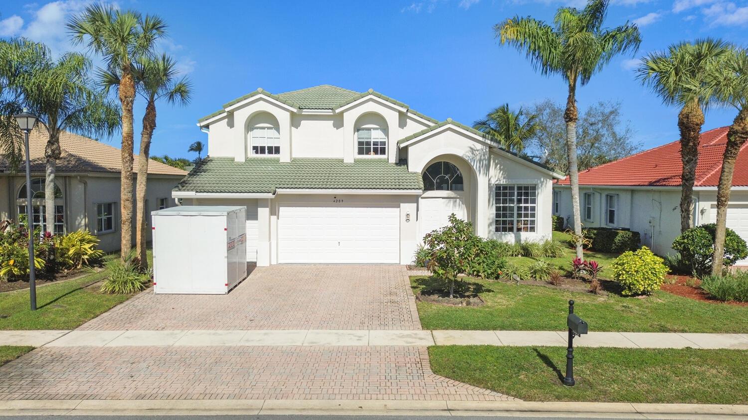 4209 Bahia Isle Circle
