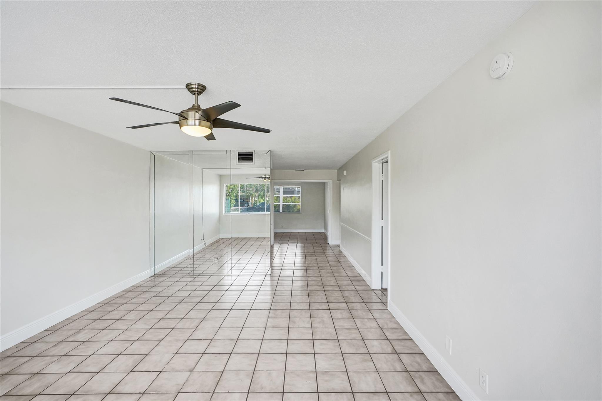 2175 NE 56 St 111