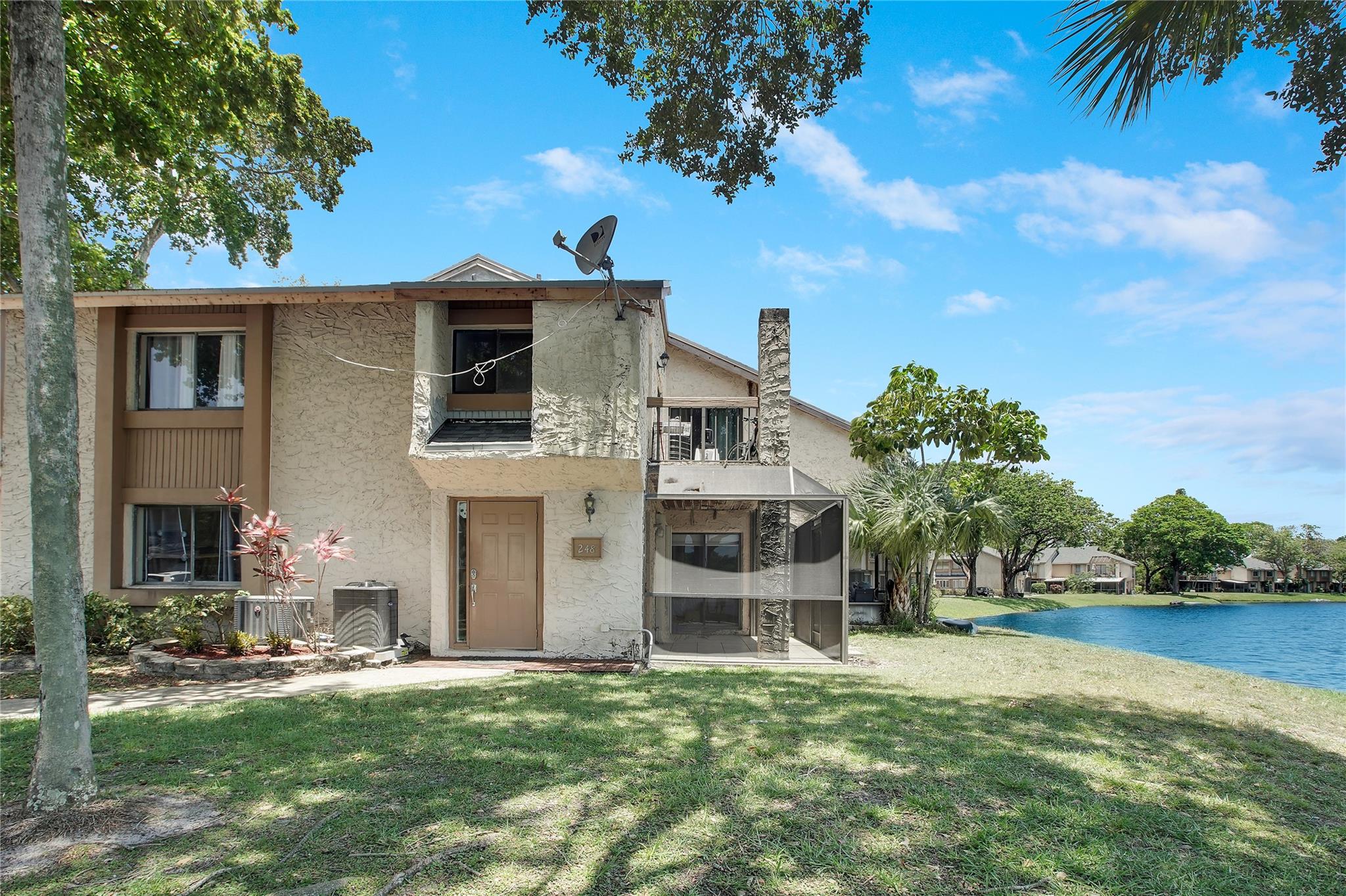 248 Wimbledon Lake Dr 248