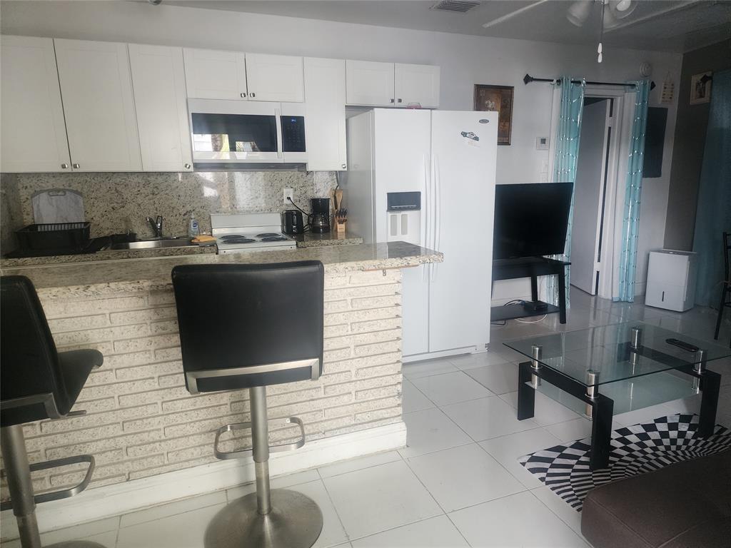 Lauderdale by the sea - Residential Lease