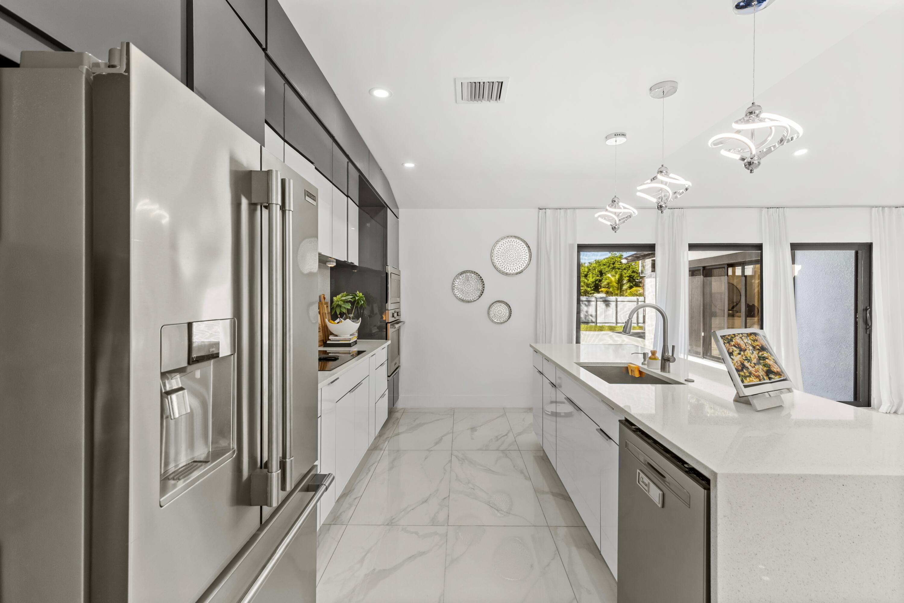 PORT SAINT LUCIE - Residential