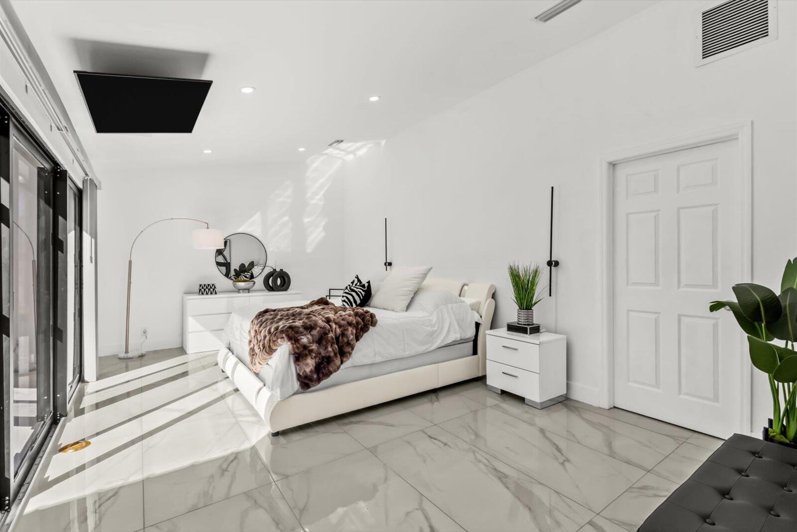 PORT SAINT LUCIE - Residential