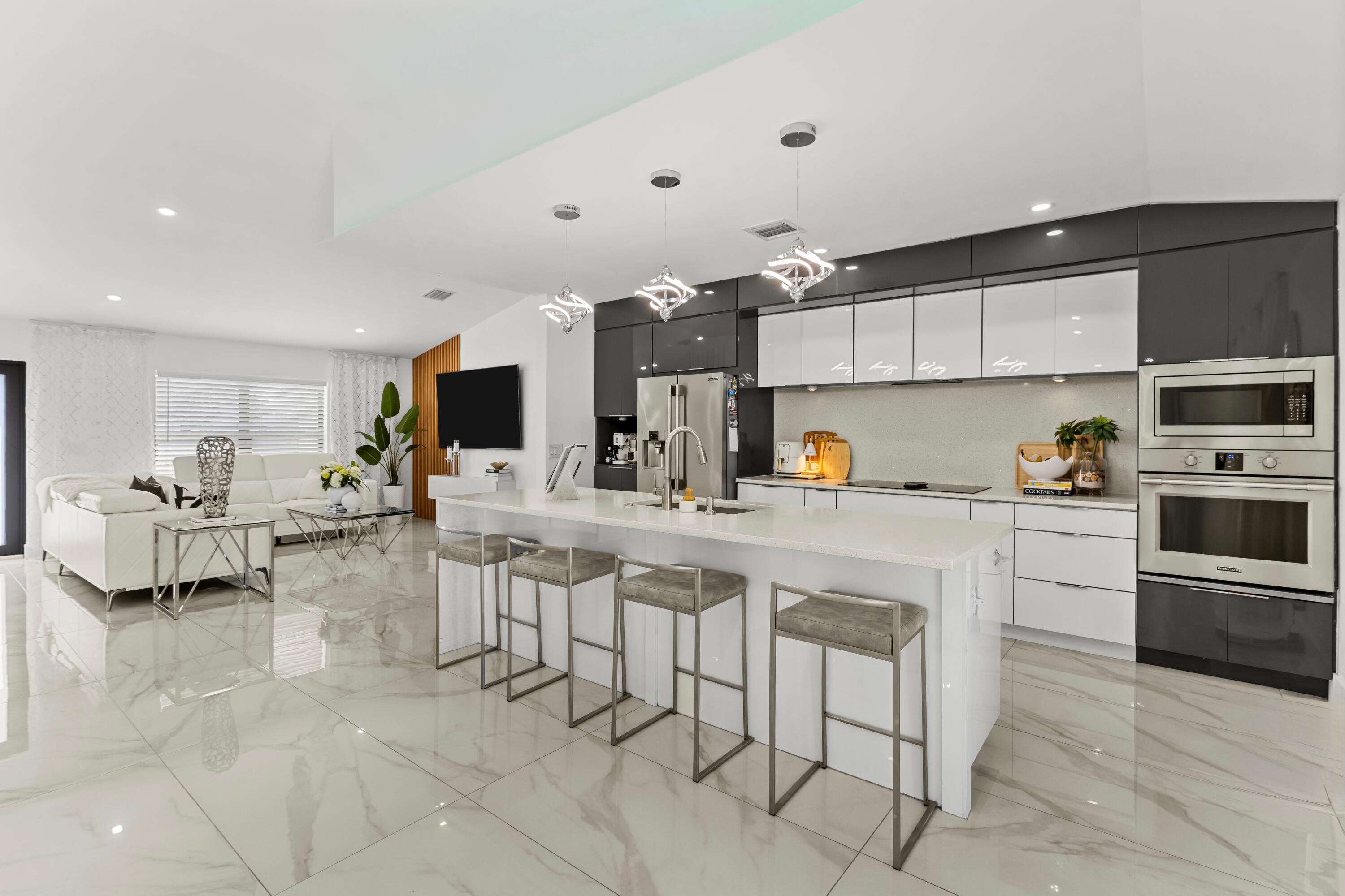 PORT SAINT LUCIE - Residential