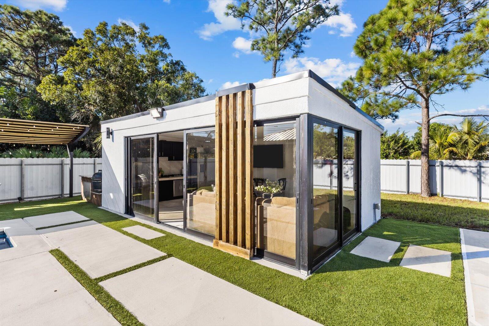 PORT SAINT LUCIE - Residential