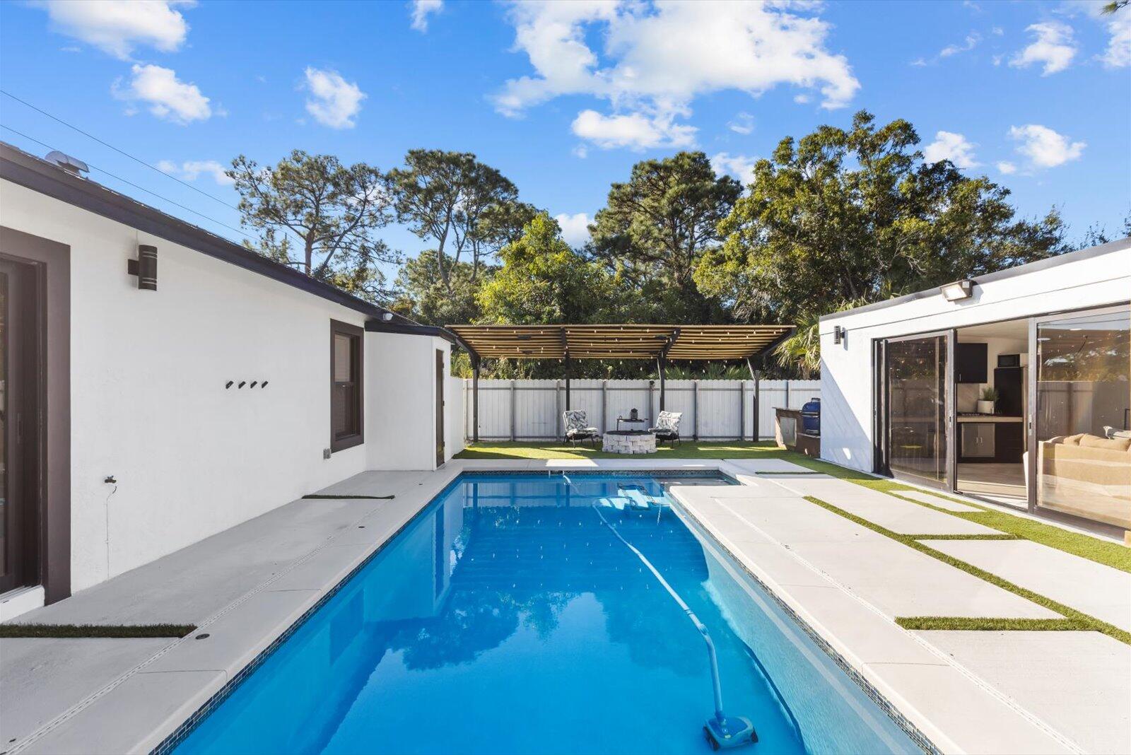 PORT SAINT LUCIE - Residential