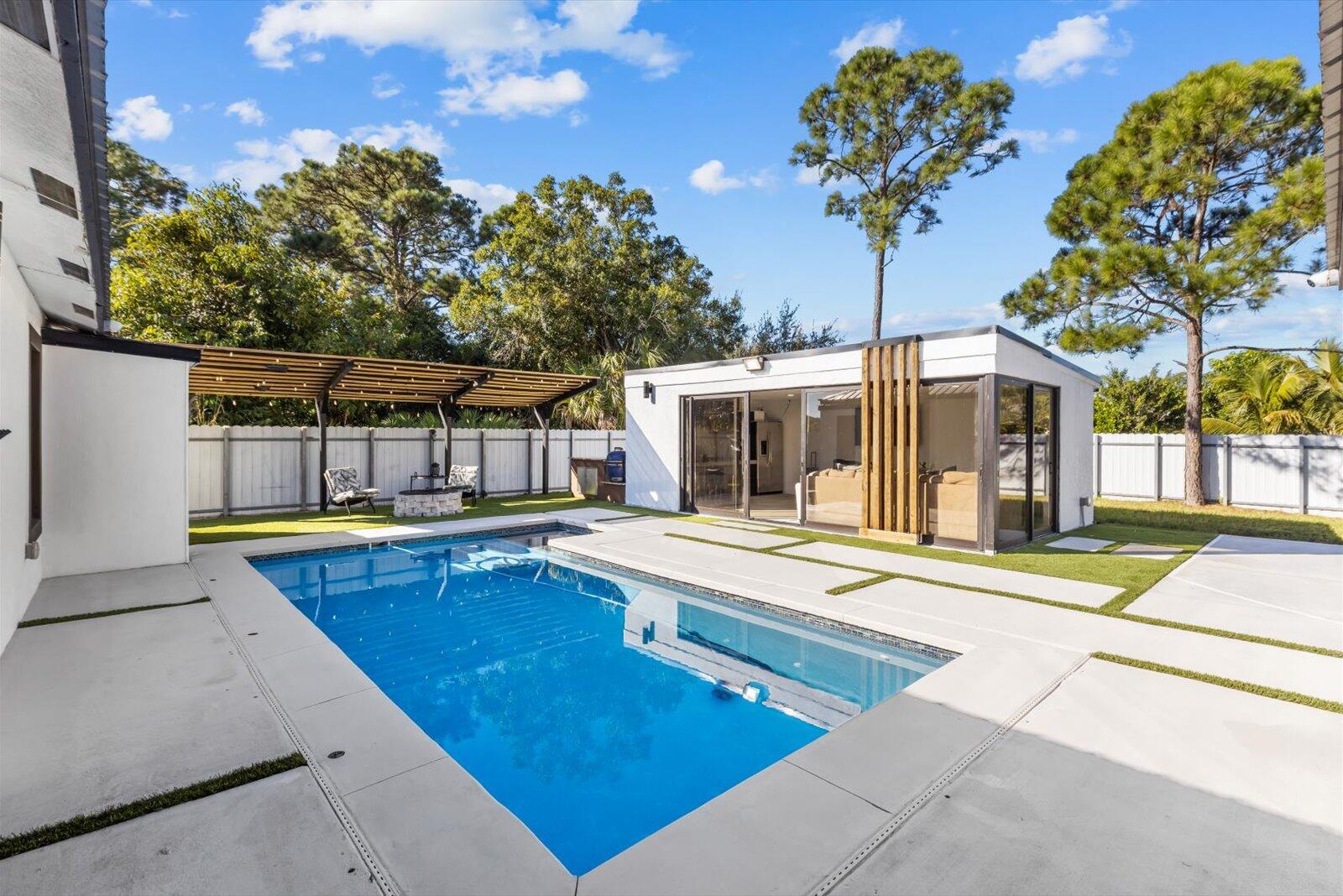 PORT SAINT LUCIE - Residential