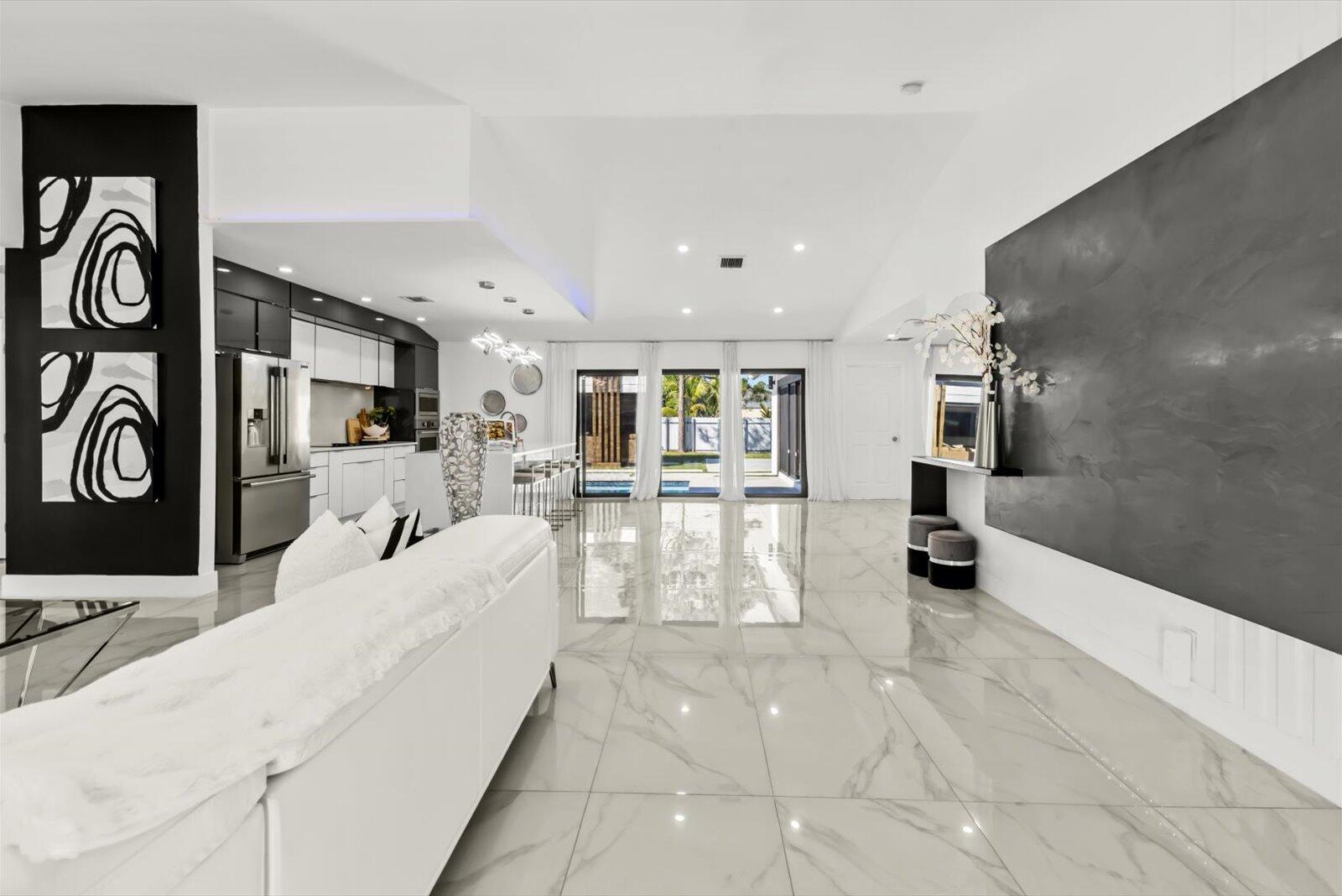 PORT SAINT LUCIE - Residential