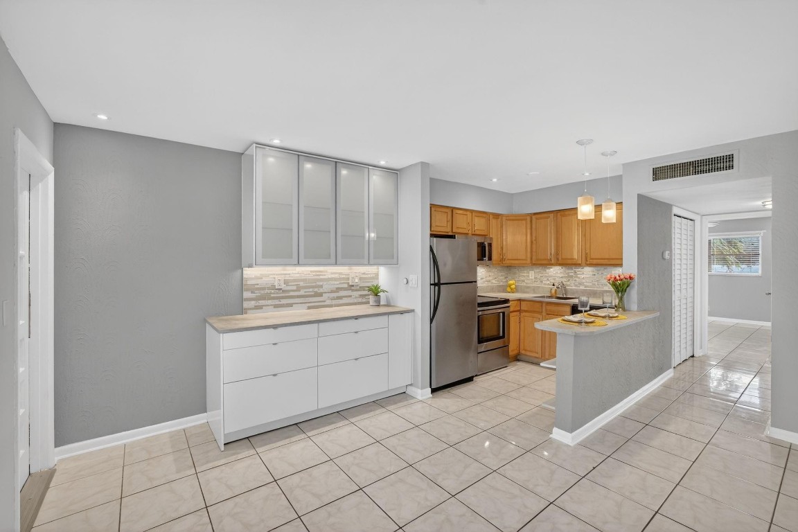 Azul At Kimberly Lake Con - Residential Lease