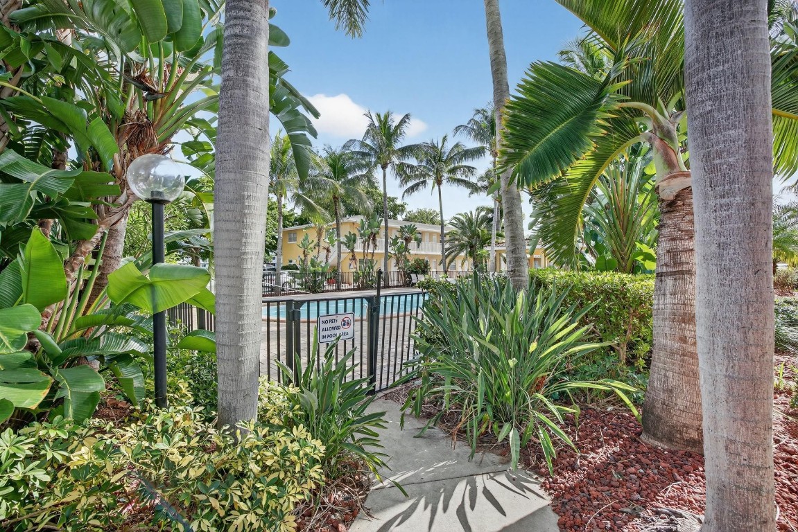 Azul At Kimberly Lake Con - Residential Lease