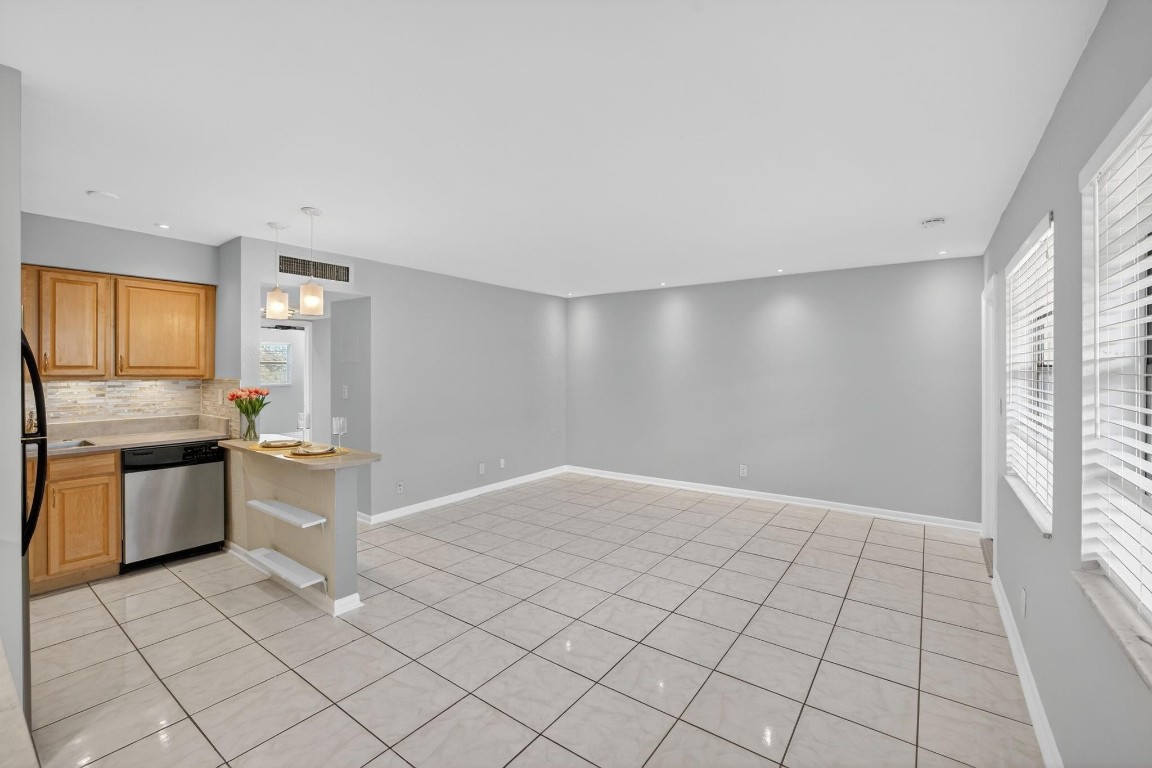 Azul At Kimberly Lake Con - Residential Lease