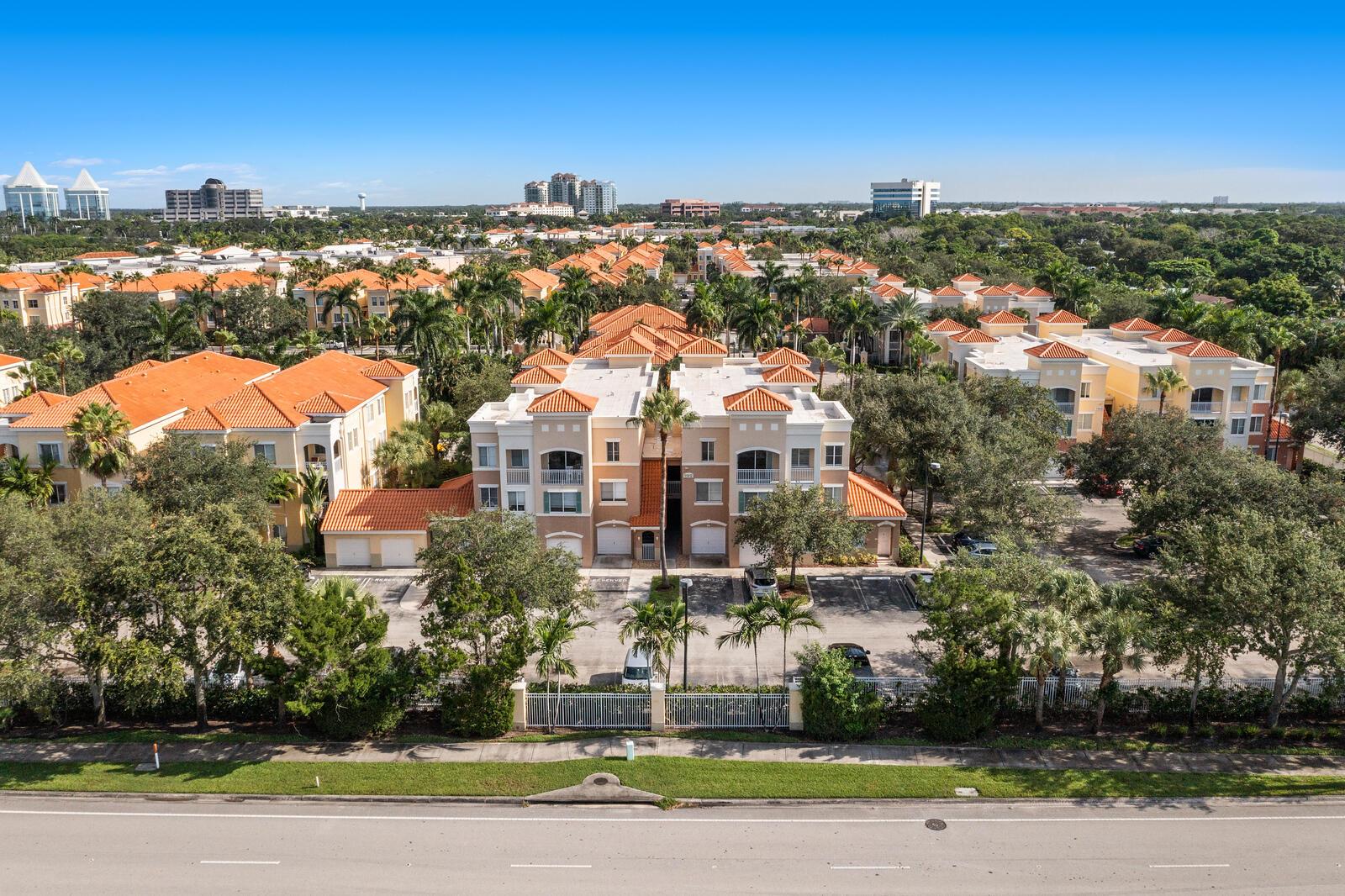 RESIDENCES AT LEGACY PLAC - Residential Lease