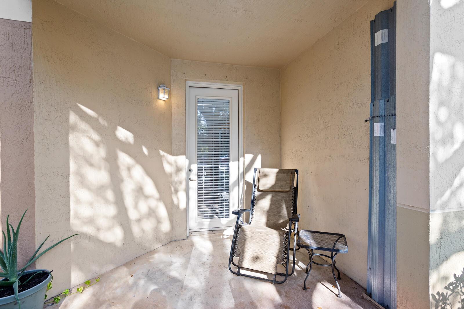 RESIDENCES AT LEGACY PLAC - Residential Lease