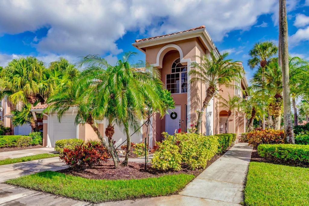 Photo of 207 Legendary Circle, Palm Beach Gardens, FL 33418 (MLS # R11116298)