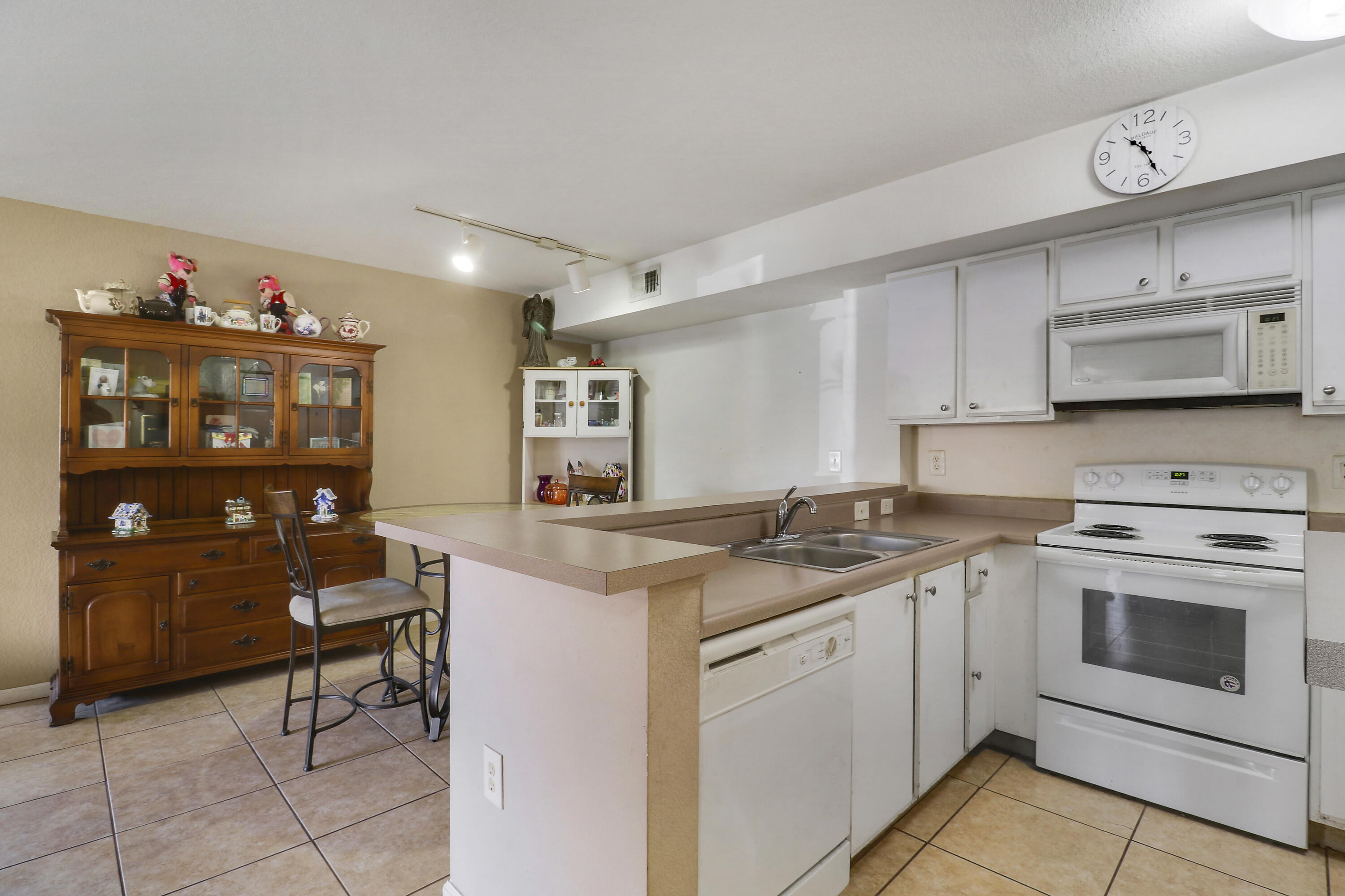 THE CLUB AT ST LUCIE WEST, A CONDOMINIUM - Residential