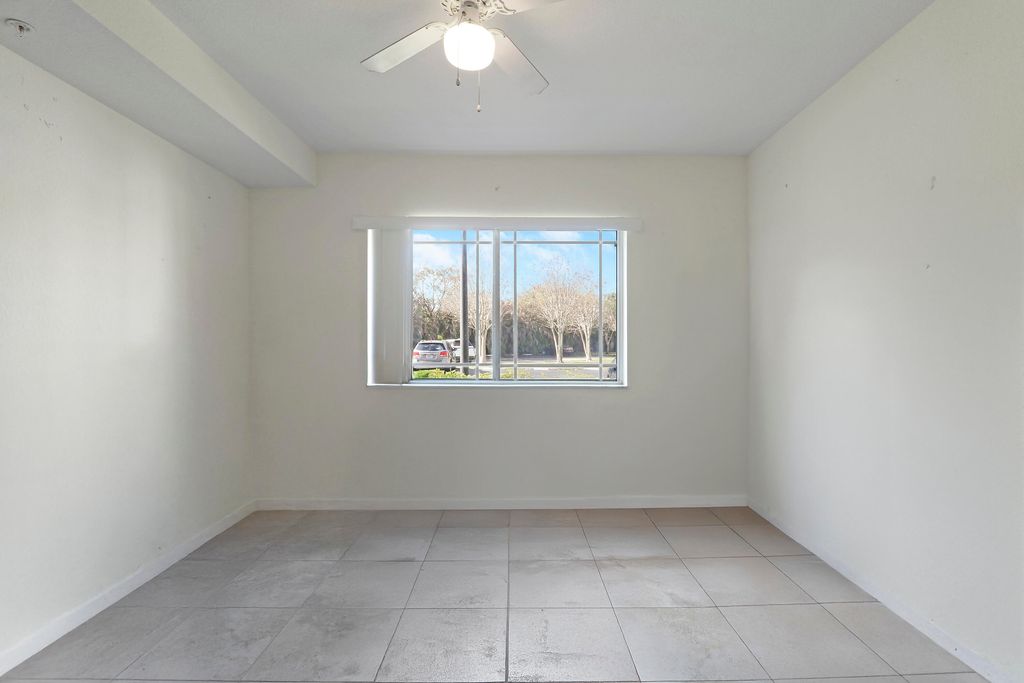 Photo of 181 SW Palm Dr #103, Port Saint Lucie, FL 34986 (MLS # B26001173)
