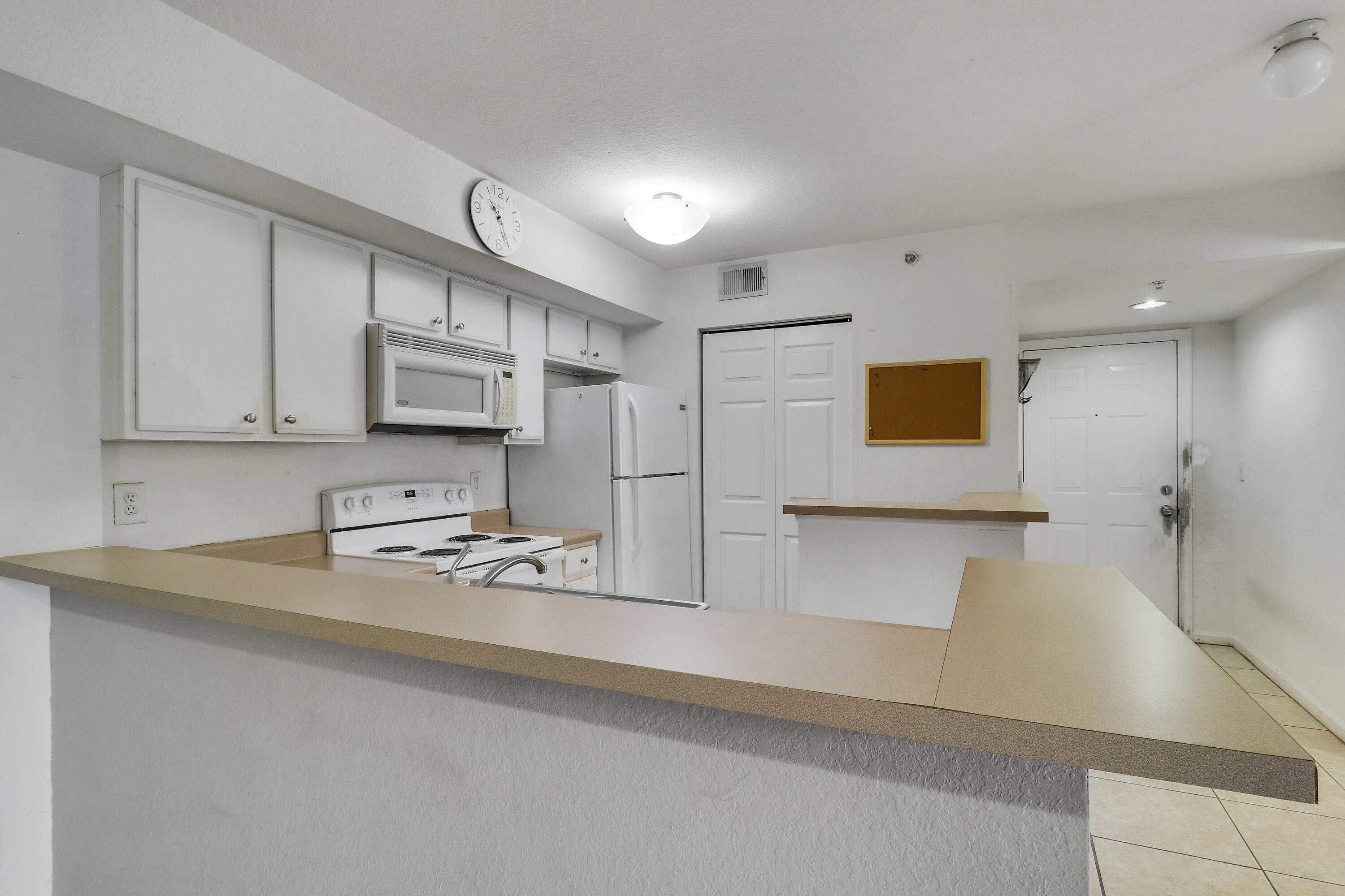 THE CLUB AT ST LUCIE WEST, A CONDOMINIUM - Residential