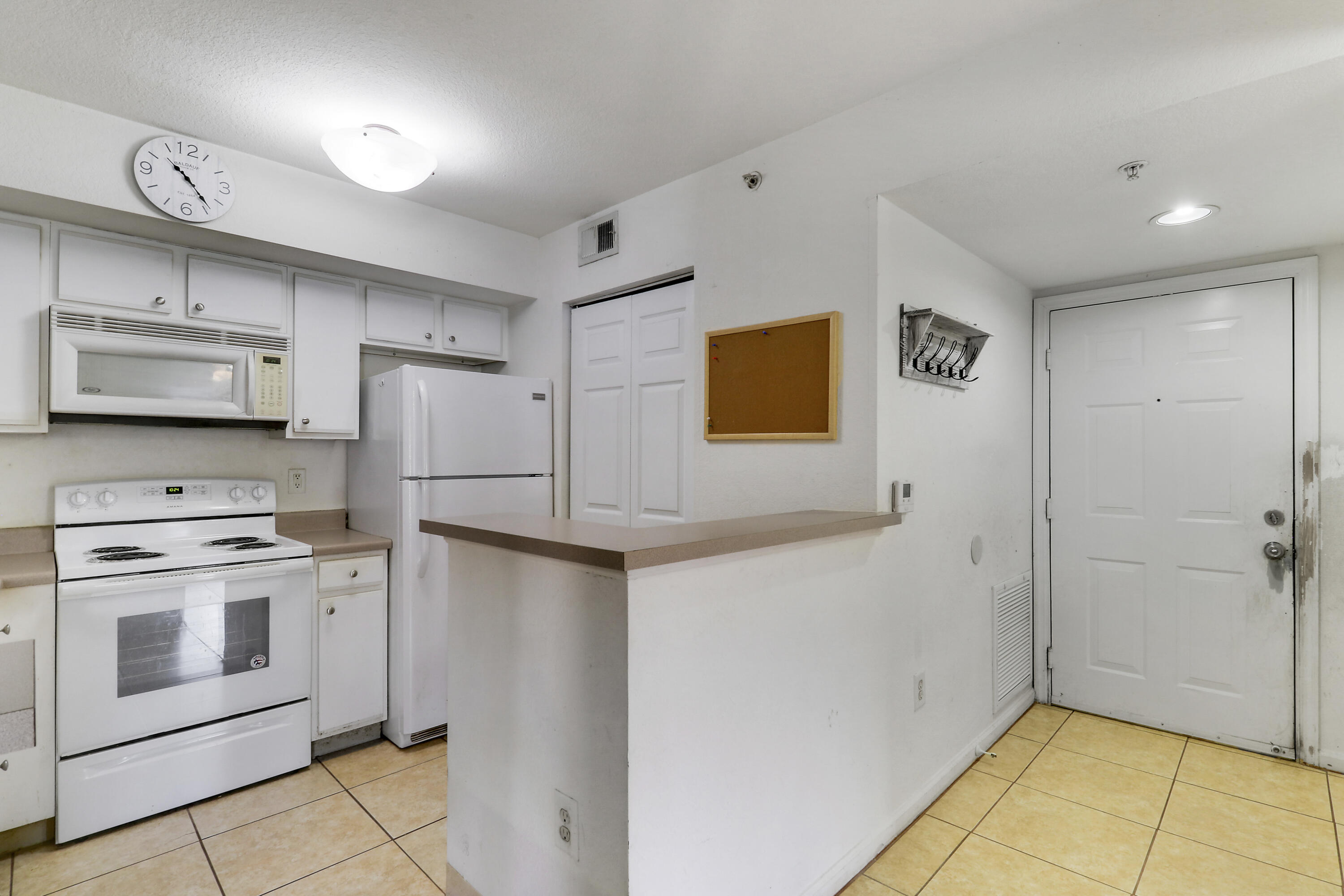 THE CLUB AT ST LUCIE WEST, A CONDOMINIUM - Residential