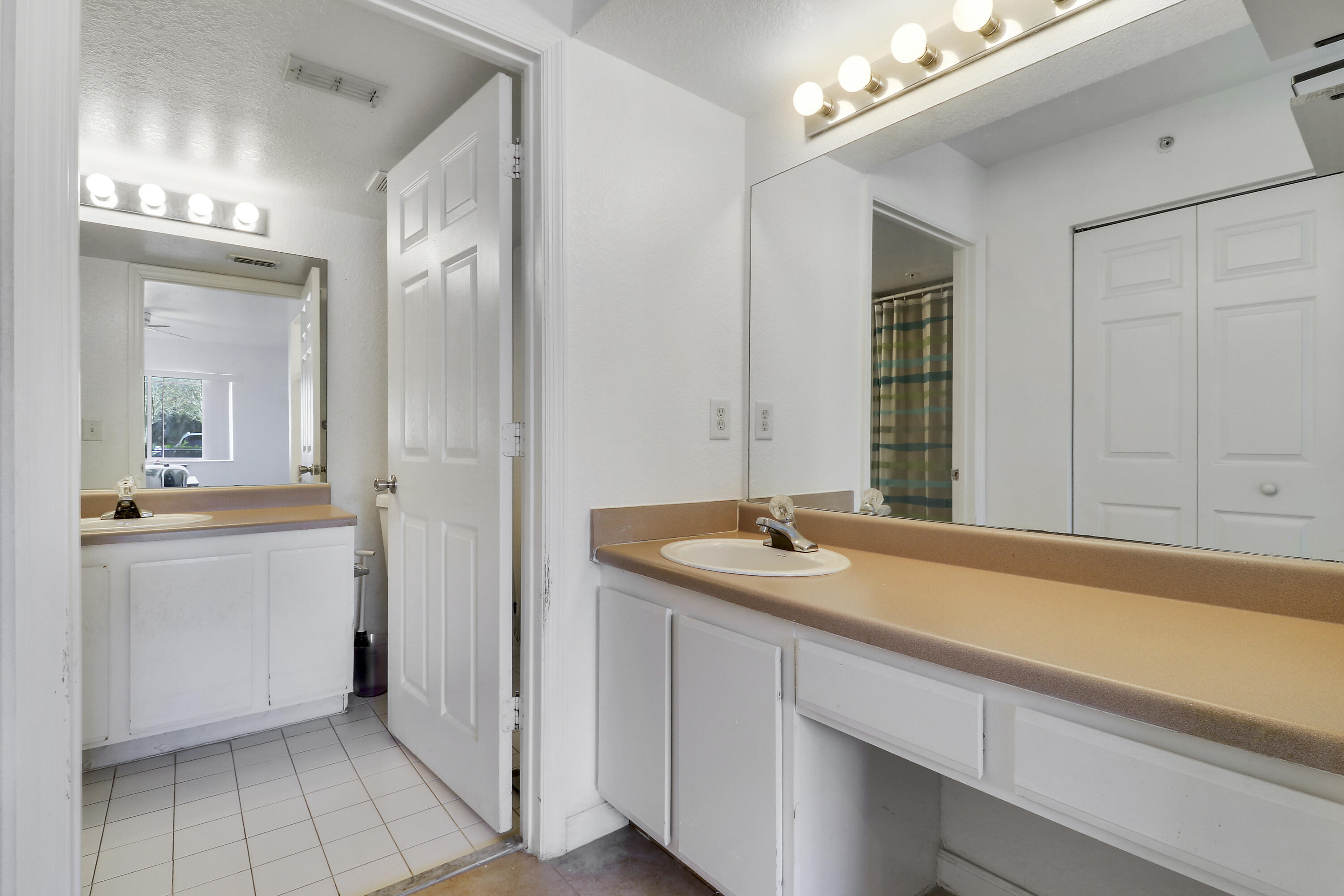 THE CLUB AT ST LUCIE WEST, A CONDOMINIUM - Residential