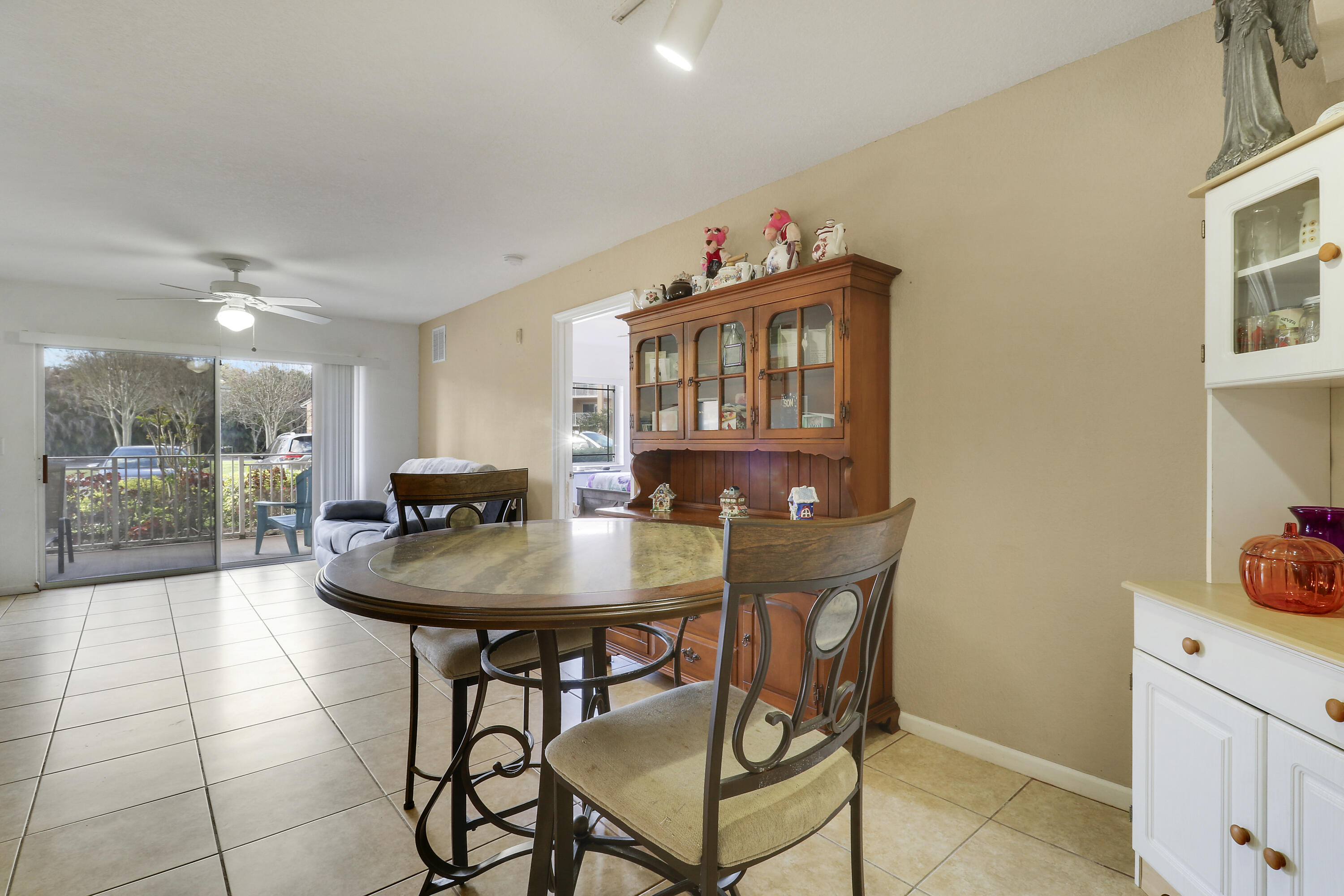 THE CLUB AT ST LUCIE WEST, A CONDOMINIUM - Residential