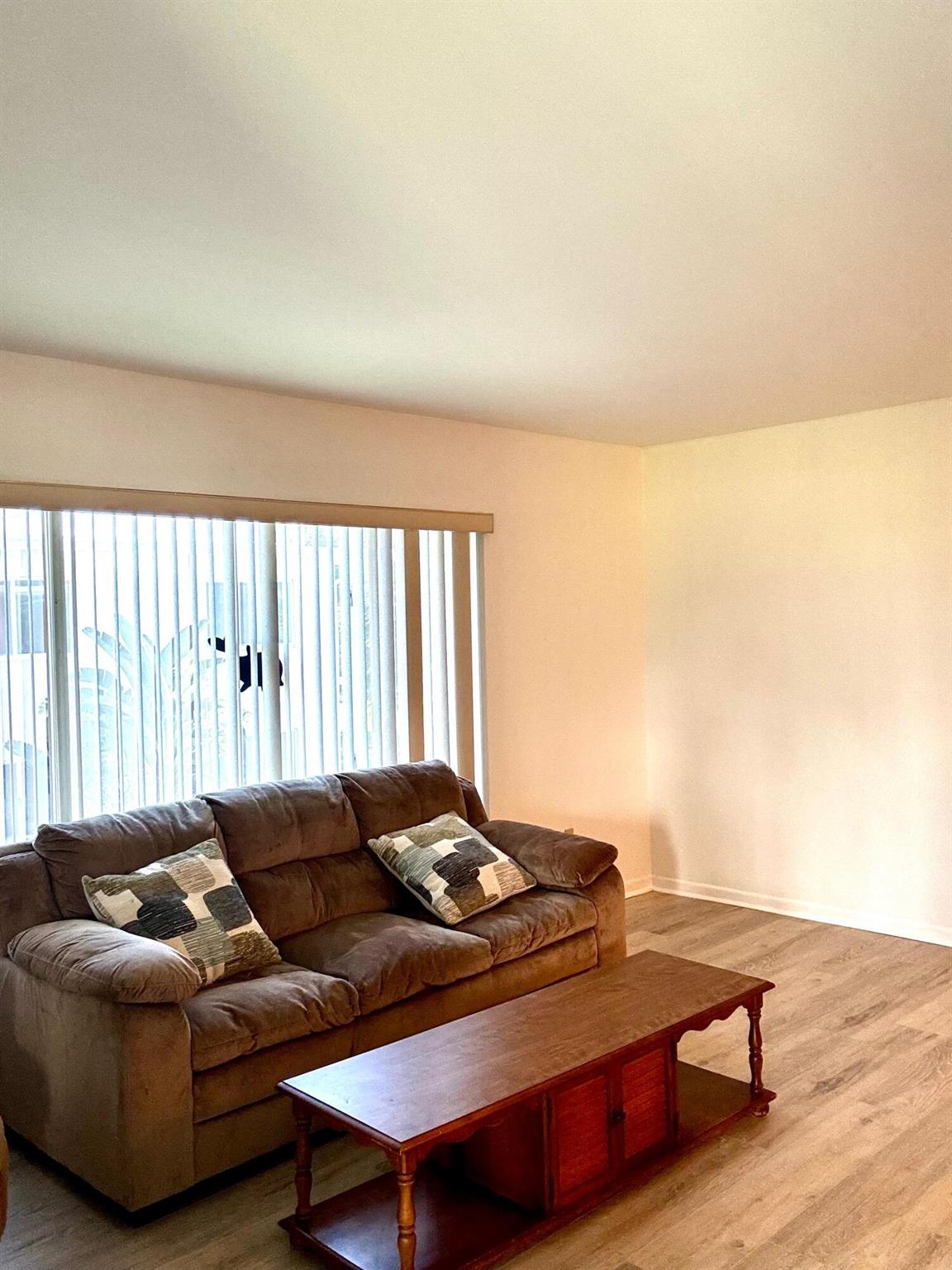 310 N North Boulevard 2a