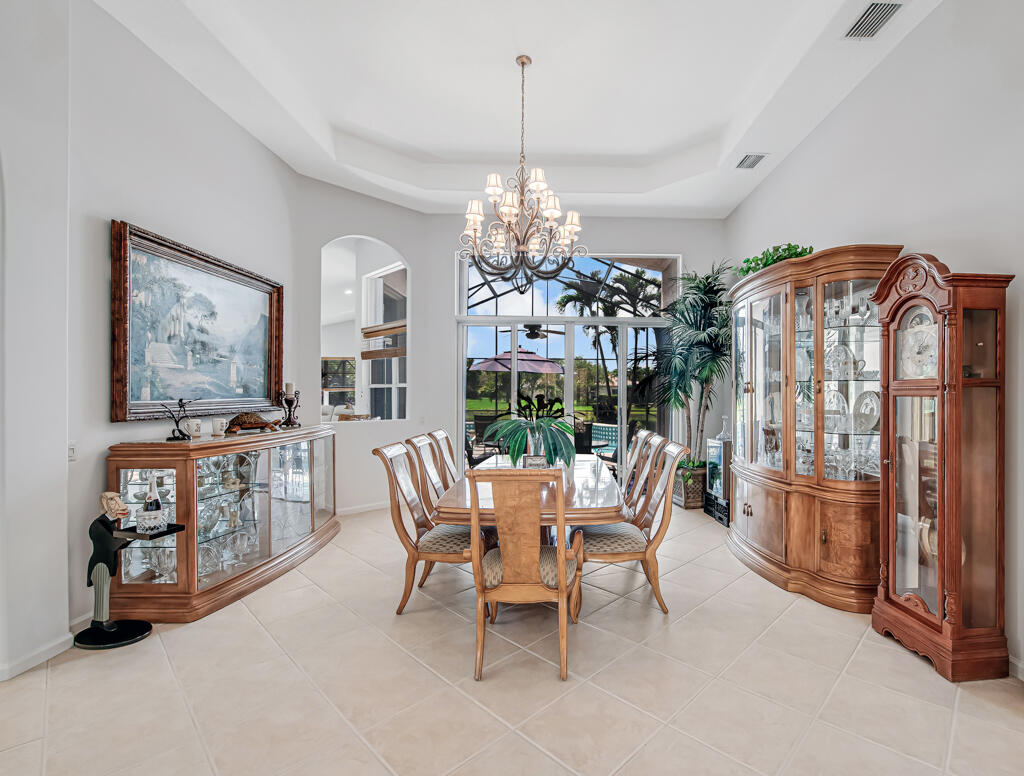VALENCIA SHORES - Residential