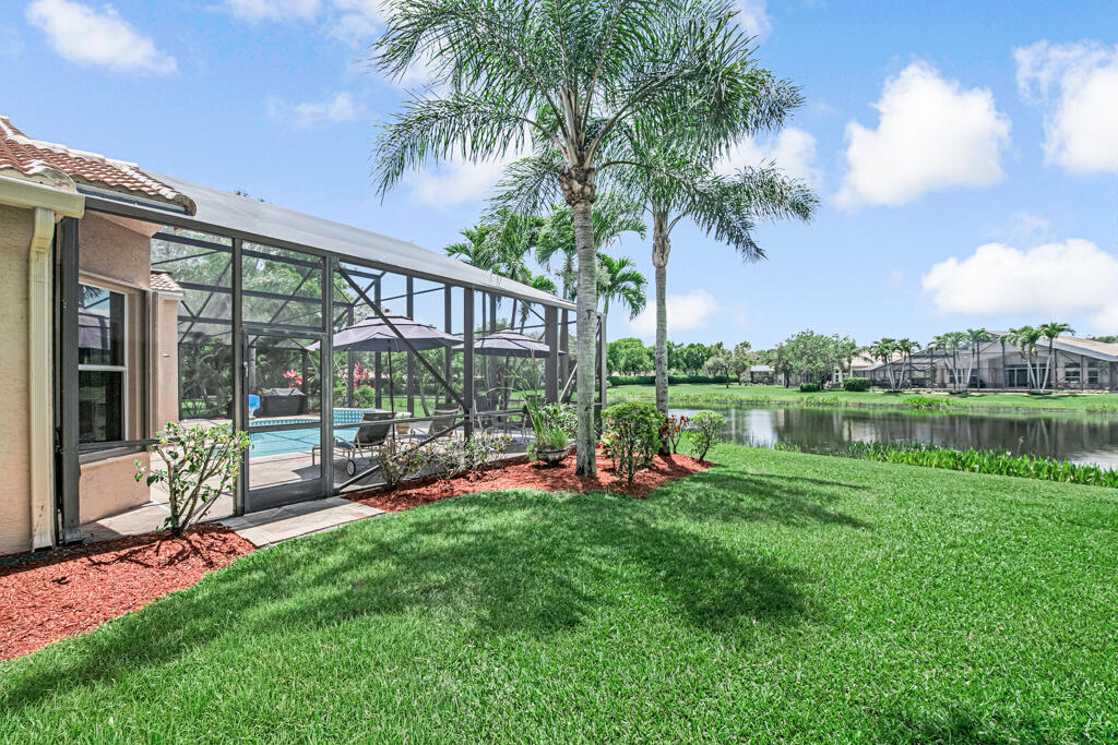 VALENCIA SHORES - Residential