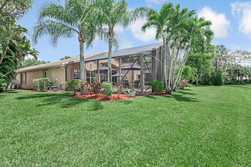 VALENCIA SHORES - Residential
