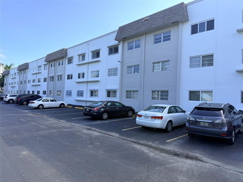 Photo of 501 Blue Heron Dr #221-A, Hallandale Beach, FL 33009 (MLS # F10542405)