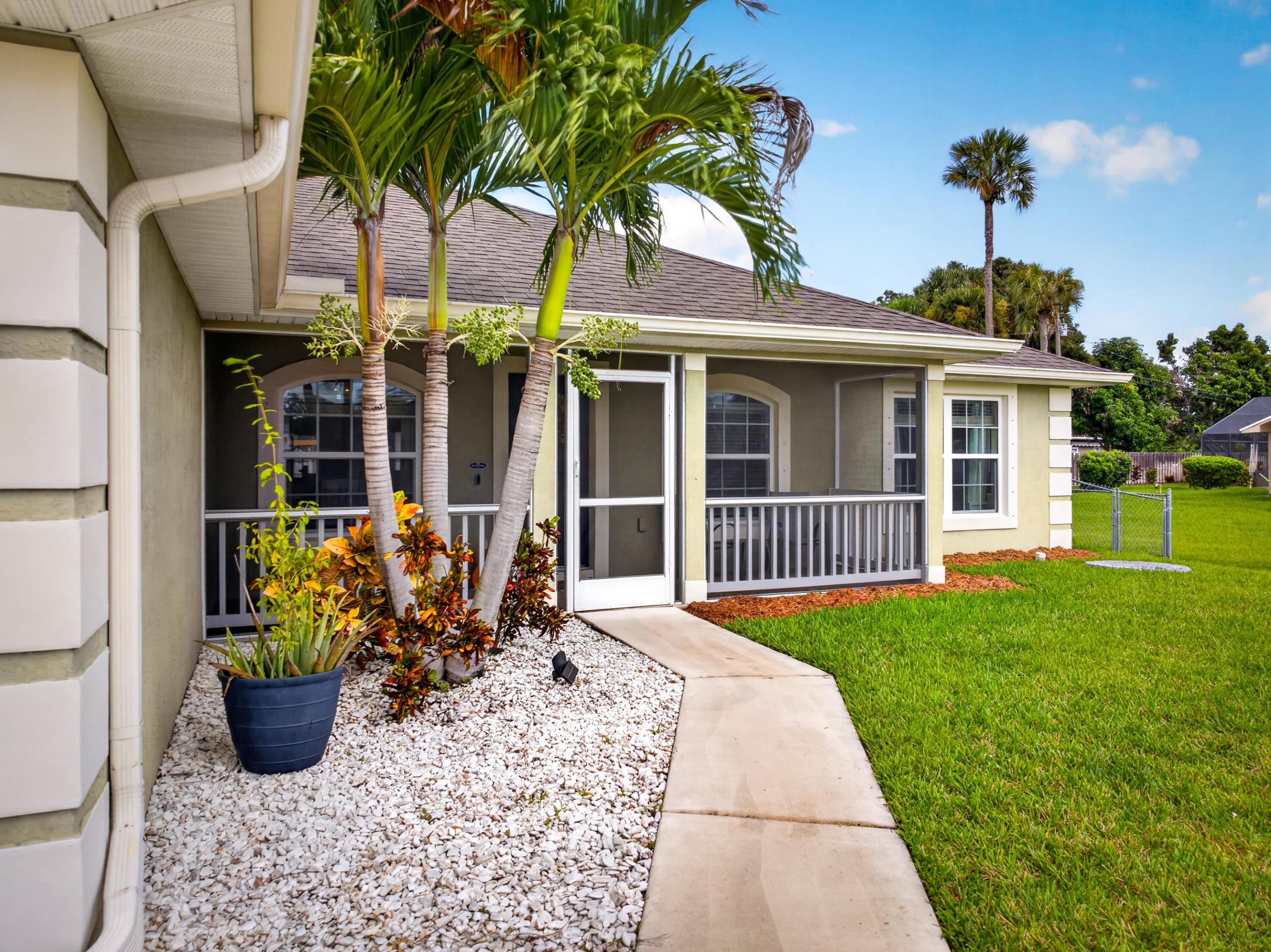 1337 SW PORTER Road