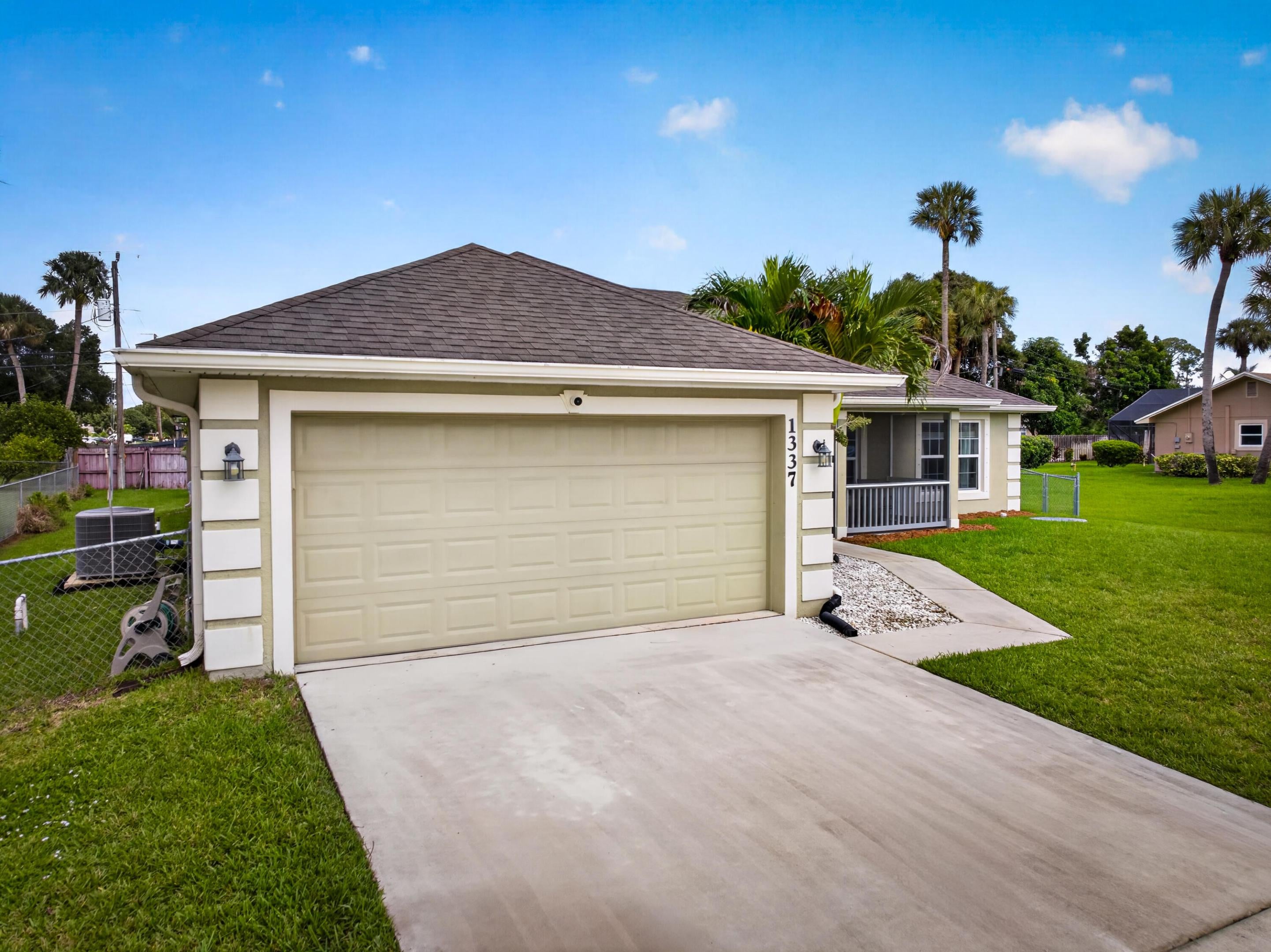 1337 SW PORTER Road