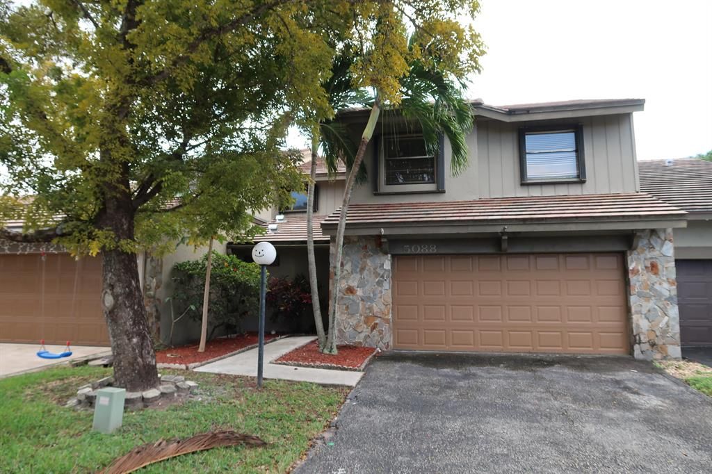 Photo of 5088 Thyme Drive, Palm Beach Gardens, FL 33418 (MLS # R10769668)