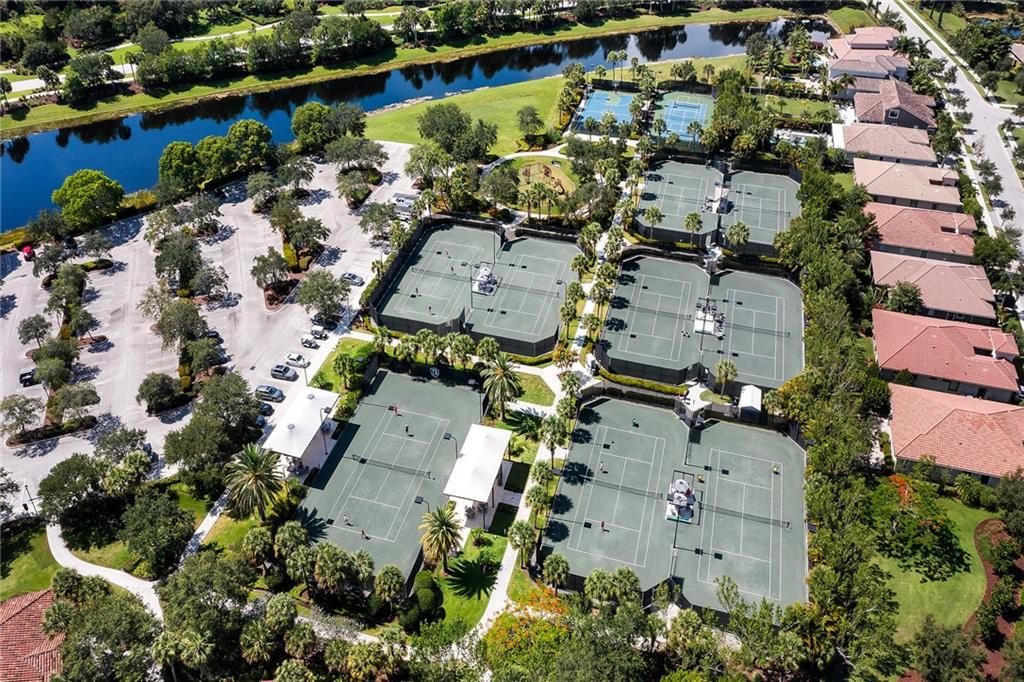 PARKLAND GOLF & COUNTRY C - Residential