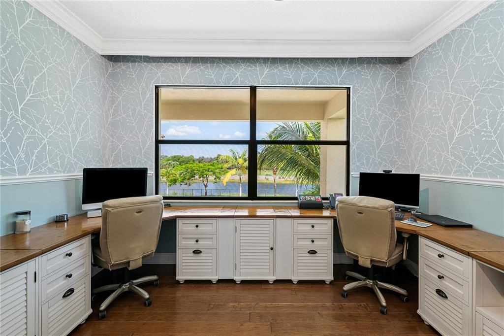 PARKLAND GOLF & COUNTRY C - Residential