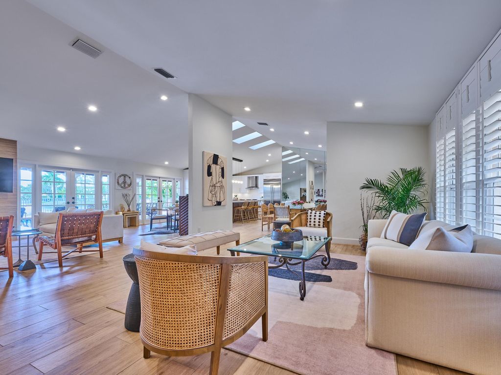 Photo of 7691 Estrella Circle, Boca Raton, FL 33433 (MLS # B26007142)