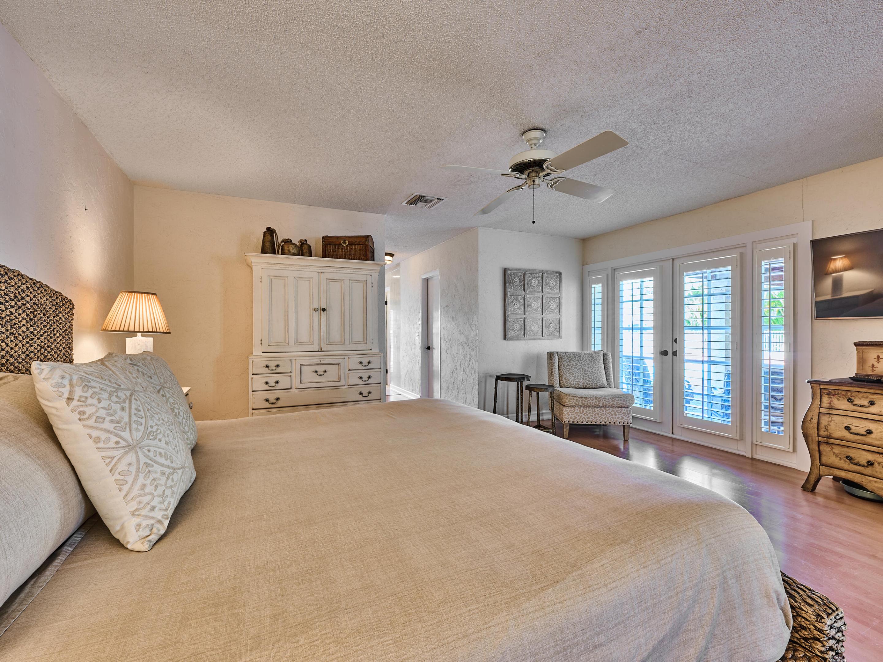 ESTANCIA IV OF VIA VERDE - Residential