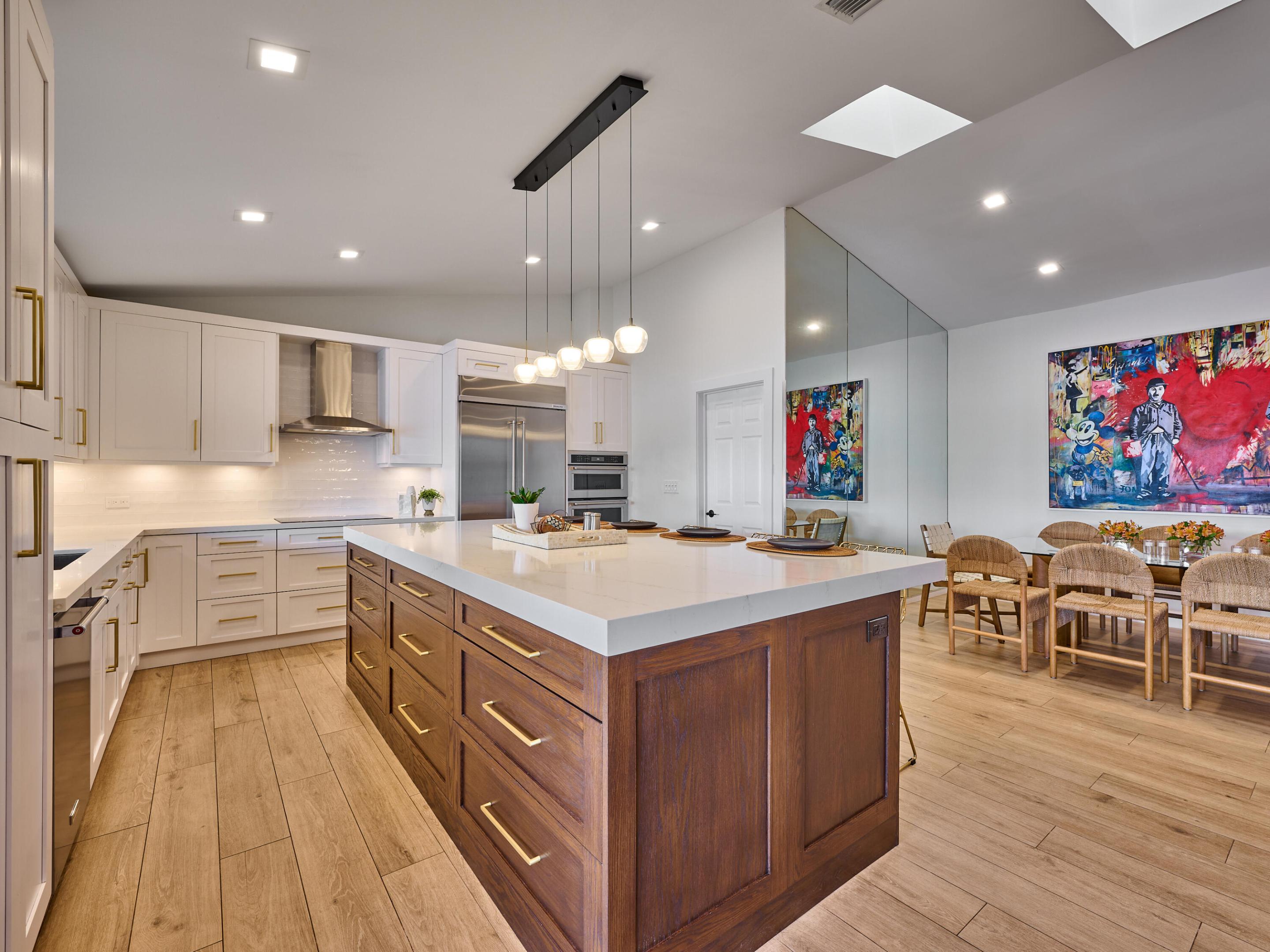 ESTANCIA IV OF VIA VERDE - Residential