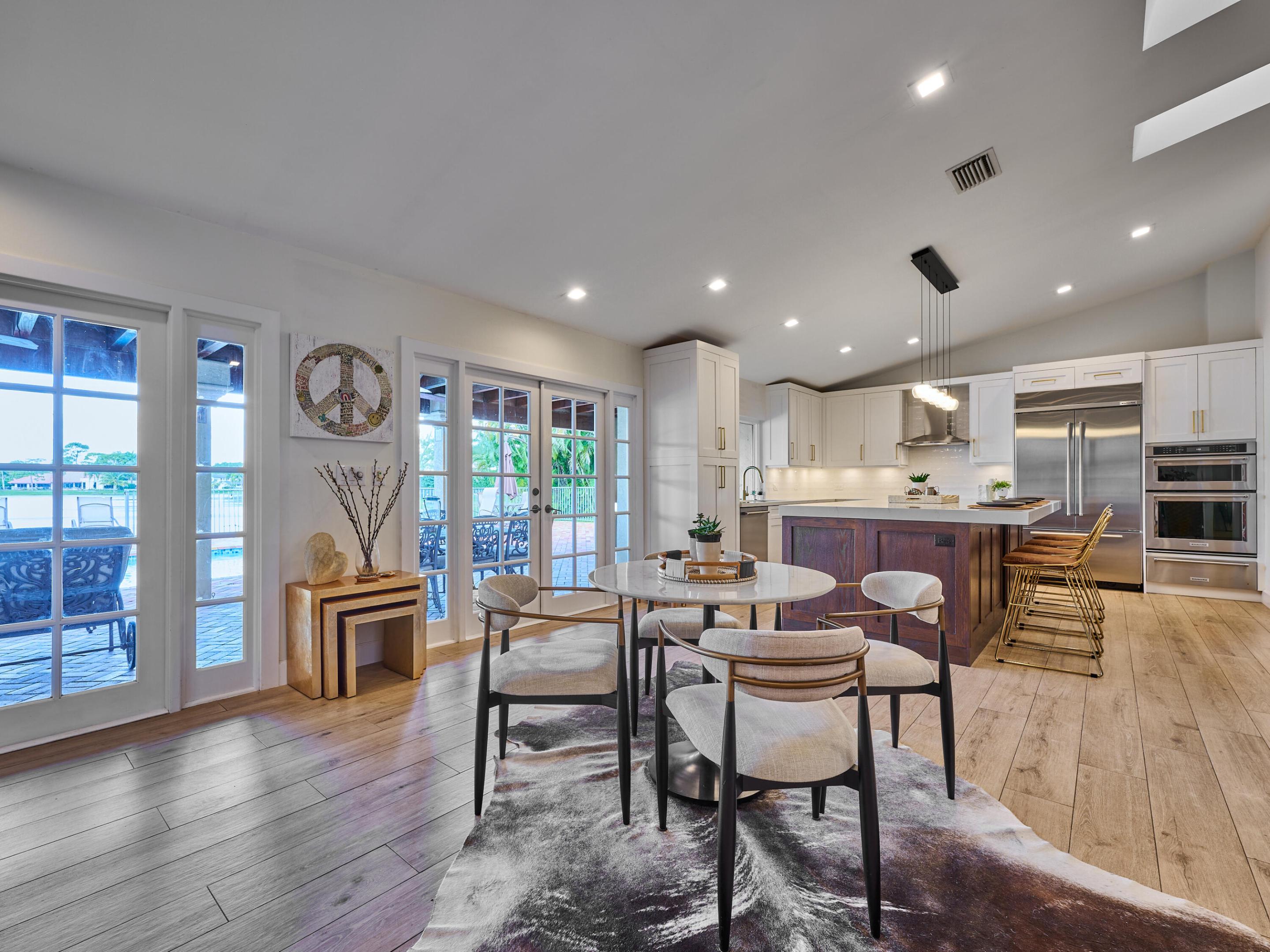 ESTANCIA IV OF VIA VERDE - Residential